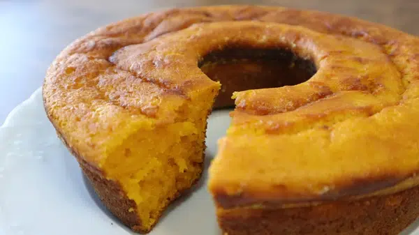 Bolo de Batata Doce. Fácil, rápido e delicioso!