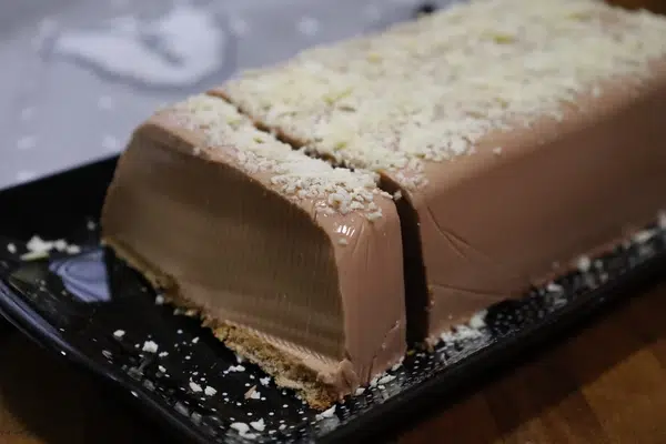 Sobremesa de leite sem forno e com poucos ingredientes