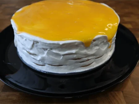 semifrio de bolacha com doce de ovos